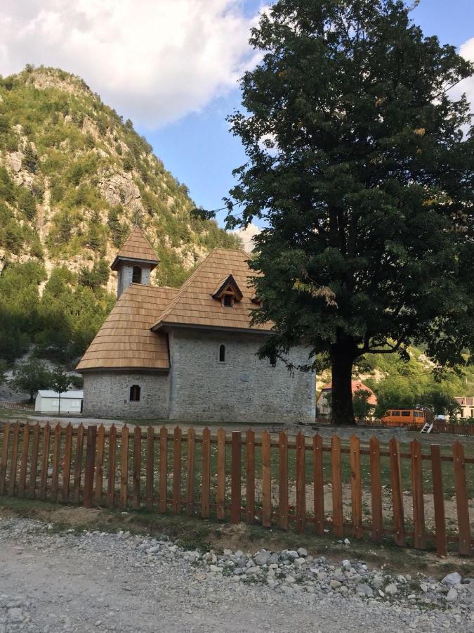 Bujtina Pllumi Theth B&B 외부 사진